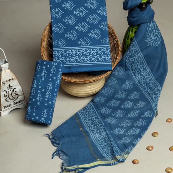 http://www.rivierafashion.in/products/hand-block-printed-cotton-suit-with-kota-doria-dupatta-3