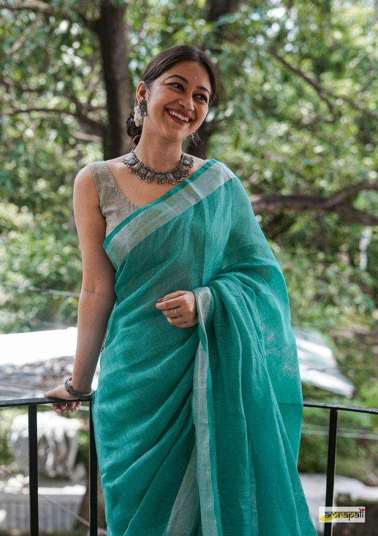 Handwoven Pure Linen Saree