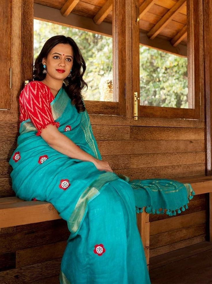 HANDWOVEN PURE LINEN SAREE