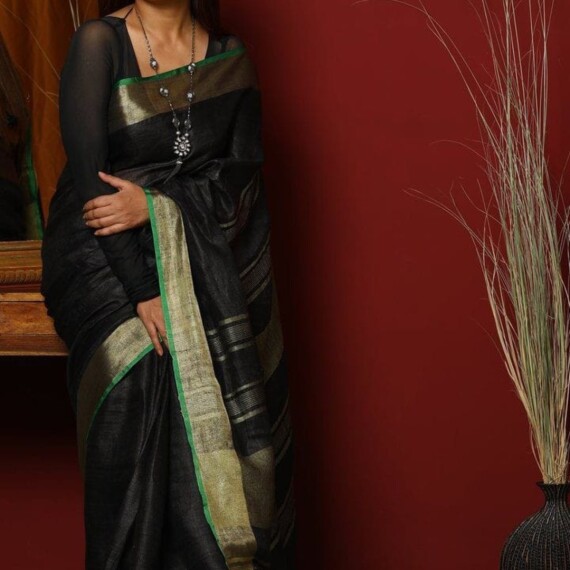 http://www.rivierafashion.in/products/handwoven-pure-linen-saree-2