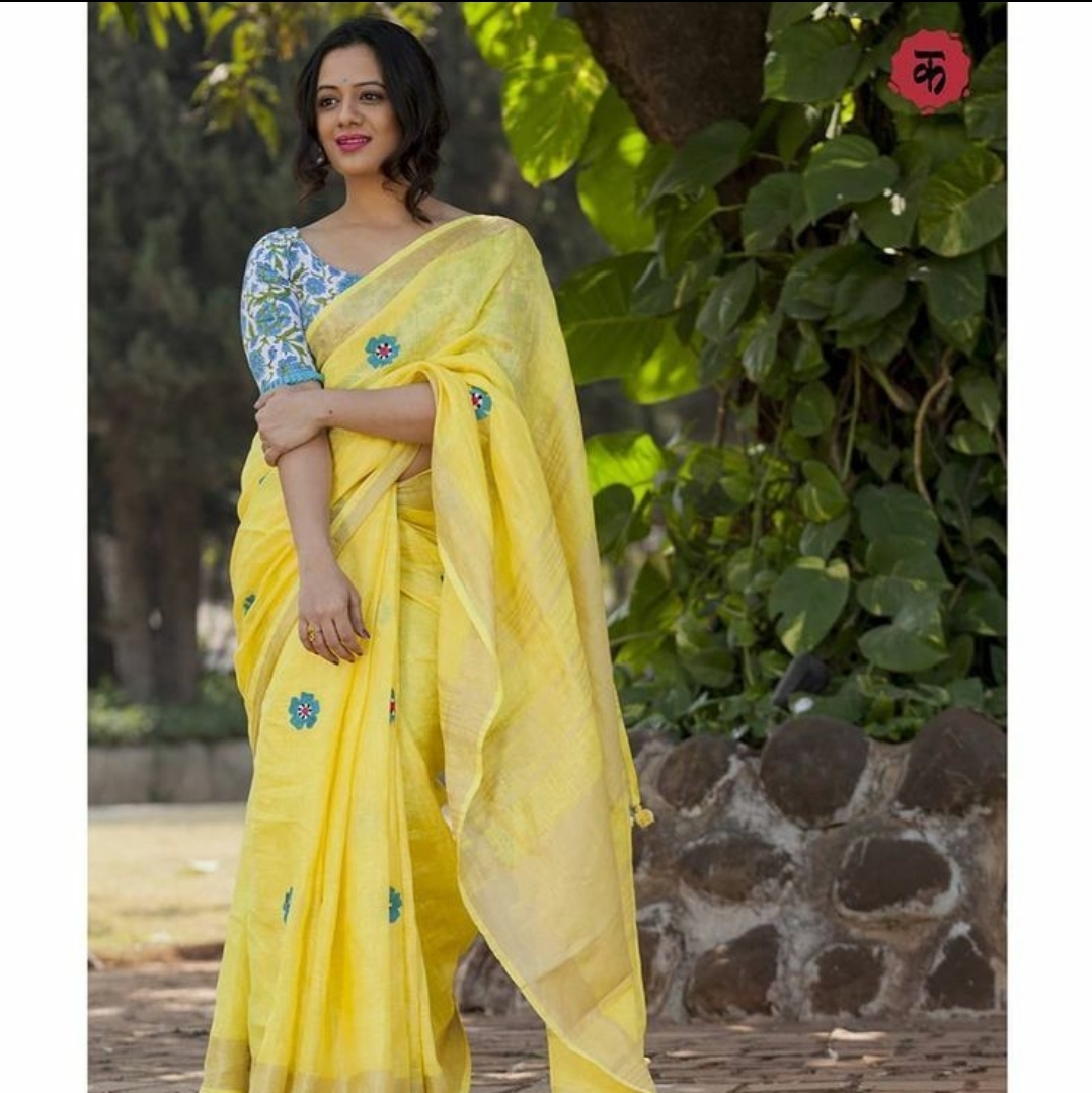 HANDWOVEN PURE LINEN SAREE