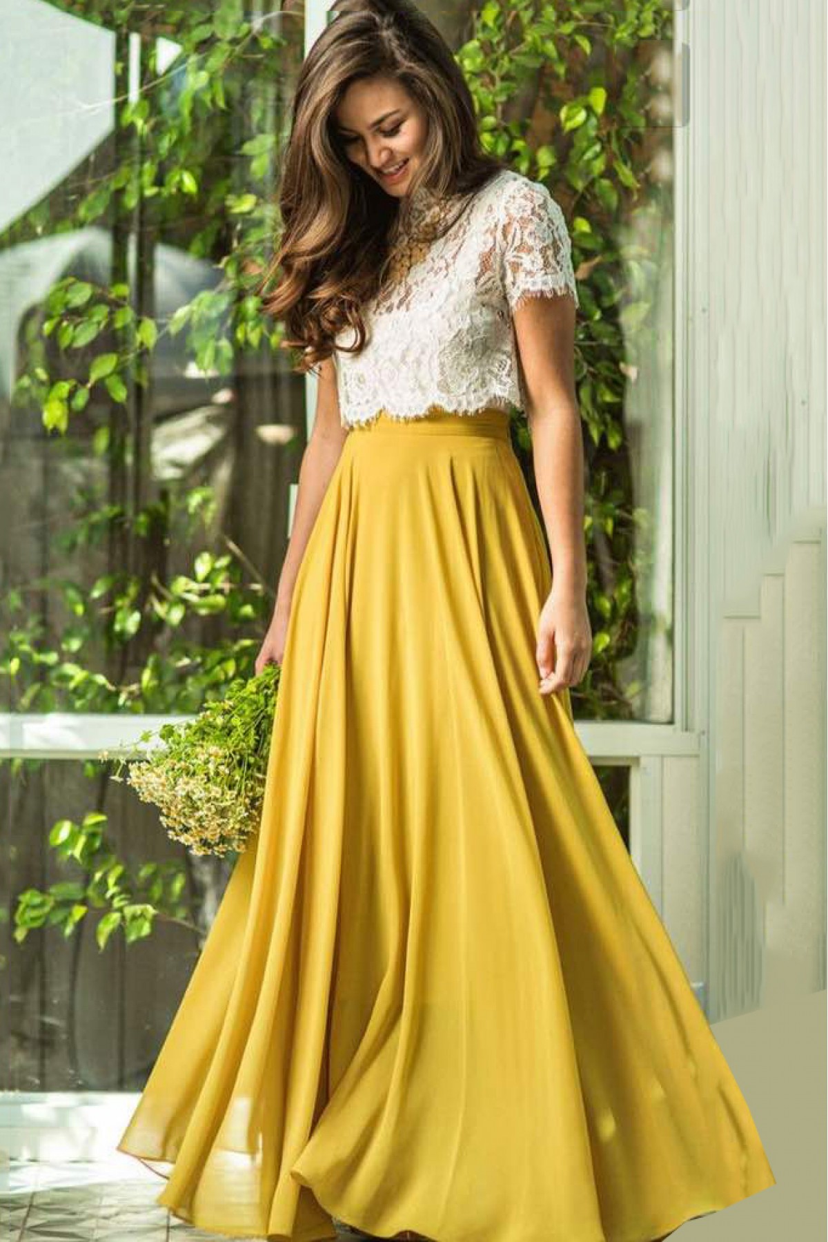 Skirt in Mustard Colour with Lace Crop Top